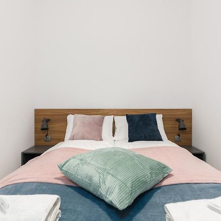 Kwiatowa Apartments Poznan City Center By Noclegi Renters ภายนอก รูปภาพ