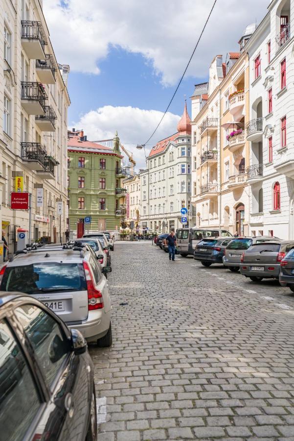 Kwiatowa Apartments Poznan City Center By Noclegi Renters ภายนอก รูปภาพ