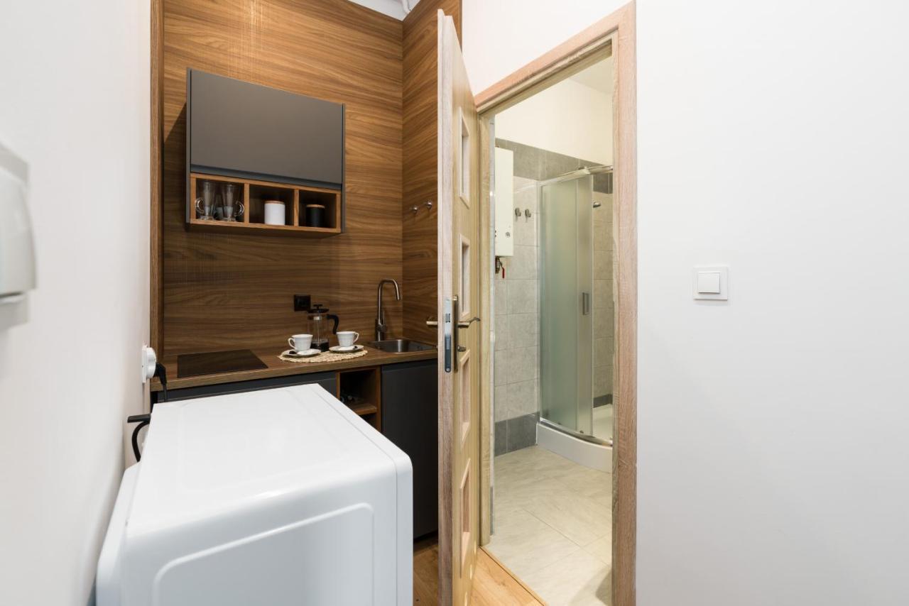 Kwiatowa Apartments Poznan City Center By Noclegi Renters ภายนอก รูปภาพ