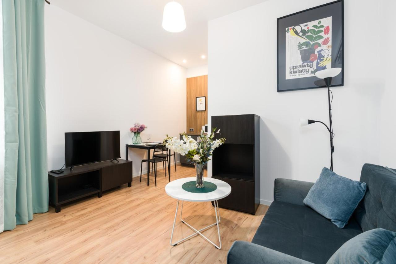 Kwiatowa Apartments Poznan City Center By Noclegi Renters ภายนอก รูปภาพ
